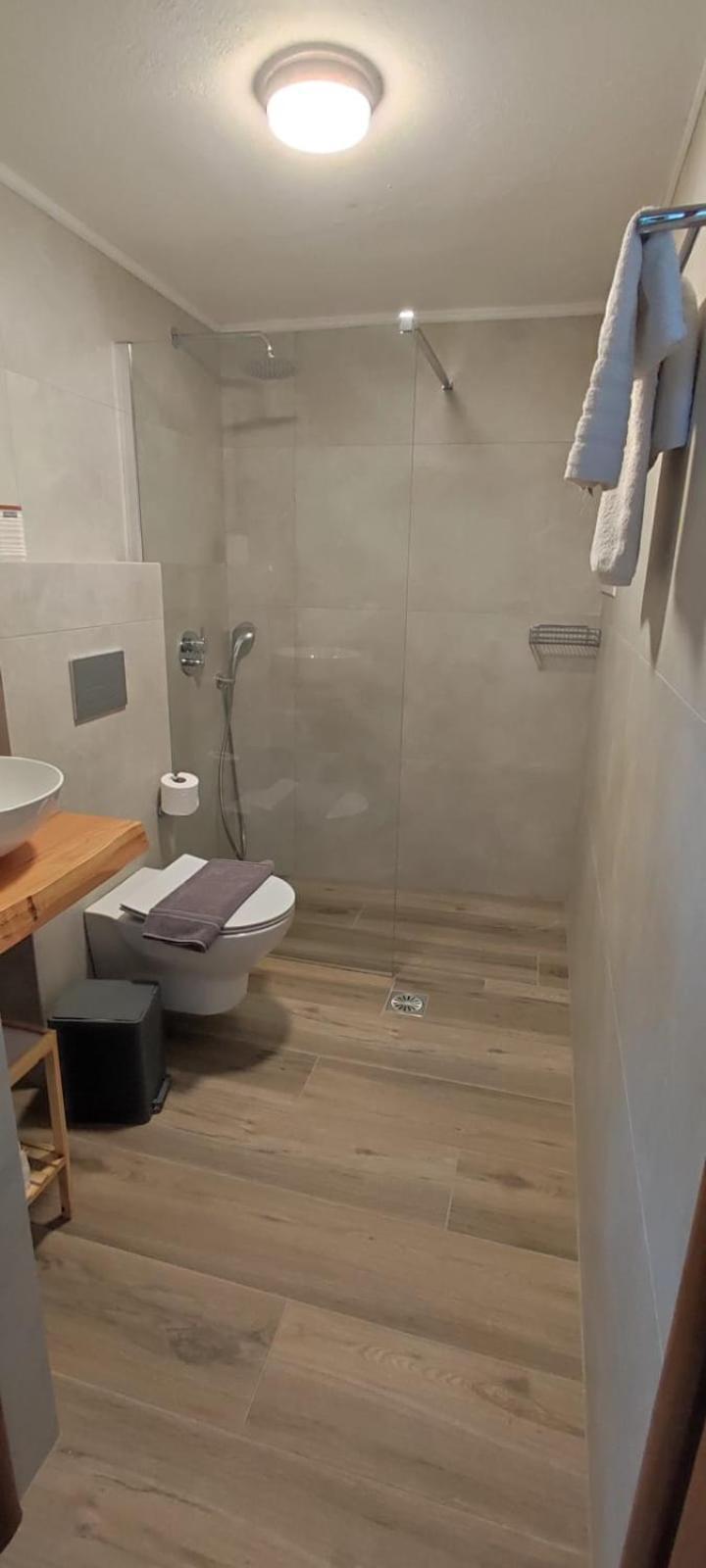 Astra Sea View Apartment, Sea Front Kokkini Hani Exterior photo